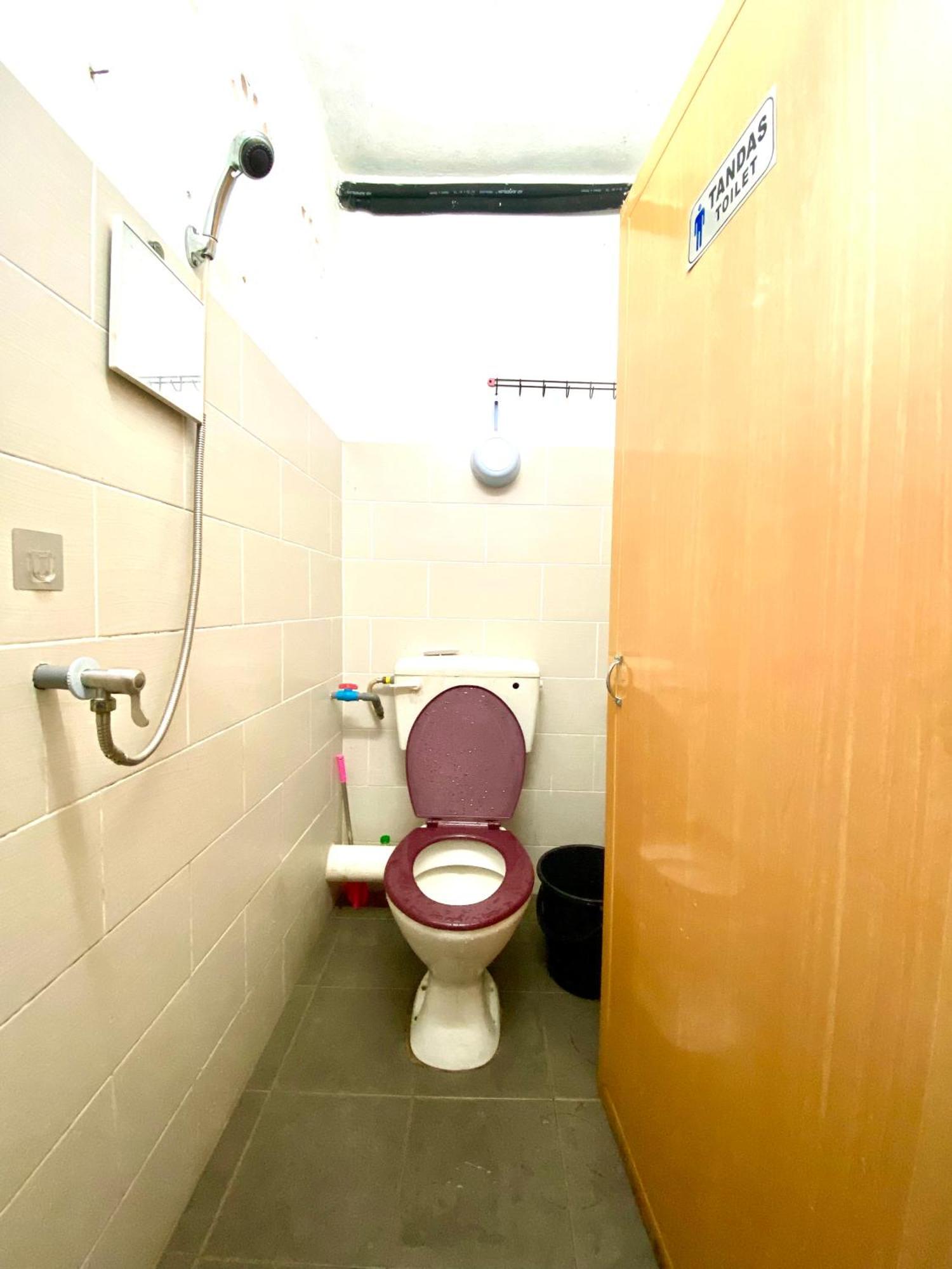 Umi Homestay Batu Buruk Κουάλα Τερενγκάνου Εξωτερικό φωτογραφία